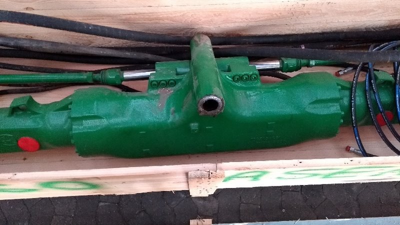 hydraulische Anlage типа John Deere HINTERACHSE FÜR JD MÄHDRESCHER T660/670, Gebrauchtmaschine в Sittensen (Фотография 1)