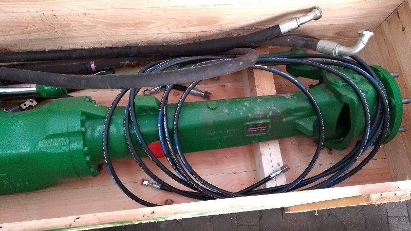 hydraulische Anlage типа John Deere HINTERACHSE FÜR JD MÄHDRESCHER T660/670, Gebrauchtmaschine в Sittensen (Фотография 2)