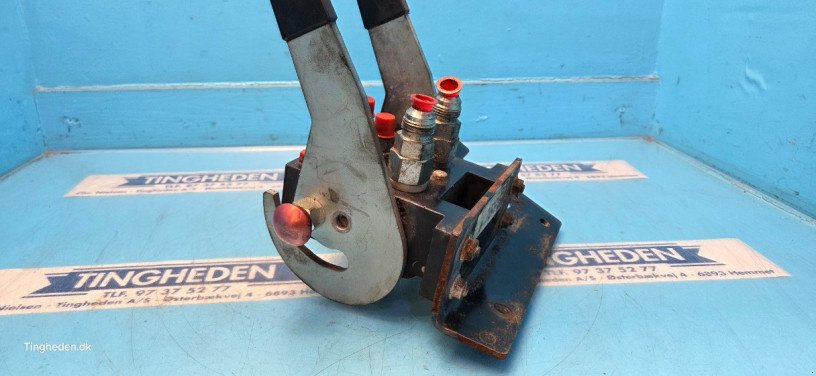 hydraulische Anlage типа MacDon D60, Gebrauchtmaschine в Hemmet (Фотография 5)