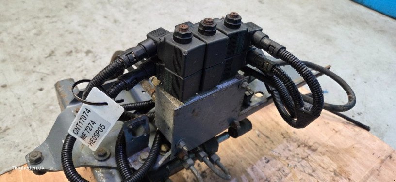hydraulische Anlage типа Massey Ferguson 7274, Gebrauchtmaschine в Hemmet (Фотография 8)
