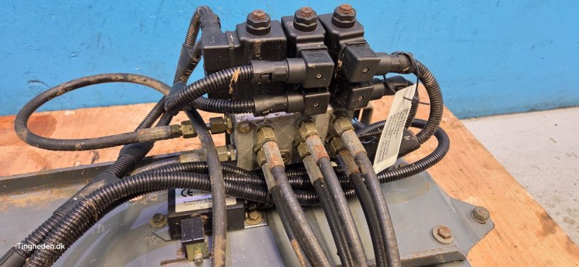 hydraulische Anlage типа Massey Ferguson 7274, Gebrauchtmaschine в Hemmet (Фотография 4)