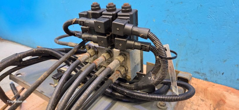 hydraulische Anlage типа Massey Ferguson 7274, Gebrauchtmaschine в Hemmet (Фотография 7)