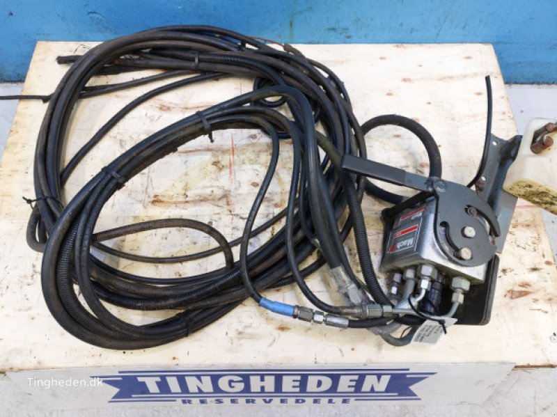 hydraulische Anlage типа Massey Ferguson 7274, Gebrauchtmaschine в Hemmet (Фотография 2)