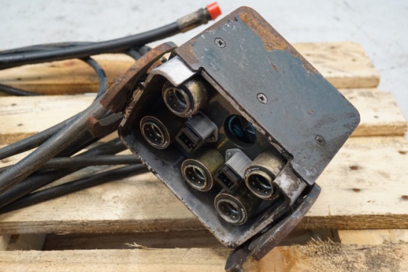 hydraulische Anlage типа Massey Ferguson 7278, Gebrauchtmaschine в Hemmet (Фотография 9)