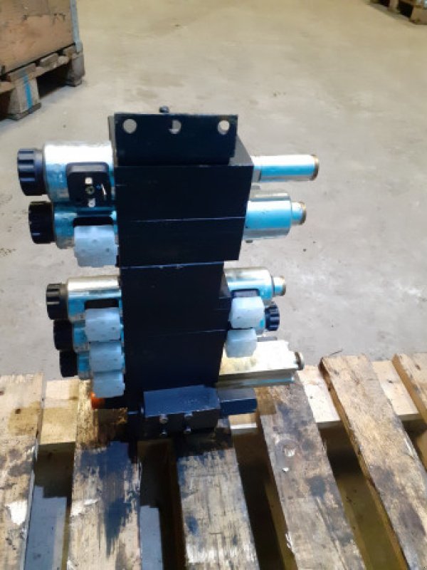 hydraulische Anlage типа Sonstige Hydraulikventil, Gebrauchtmaschine в Hemmet (Фотография 5)