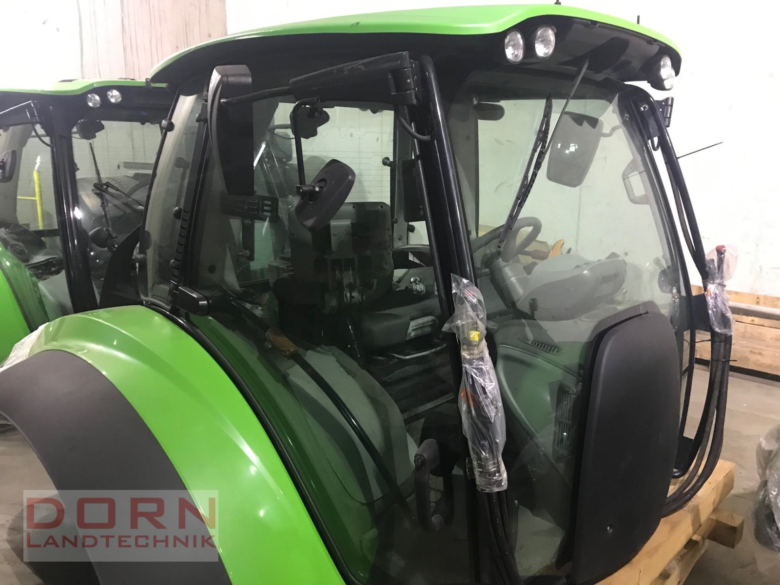 Kabine za tip Deutz-Fahr TTV, Neumaschine u Bruckberg (Slika 1)