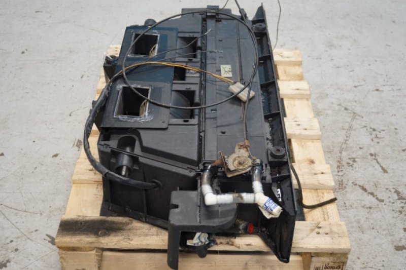 Kabine типа Fendt 8350, Gebrauchtmaschine в Hemmet (Фотография 5)