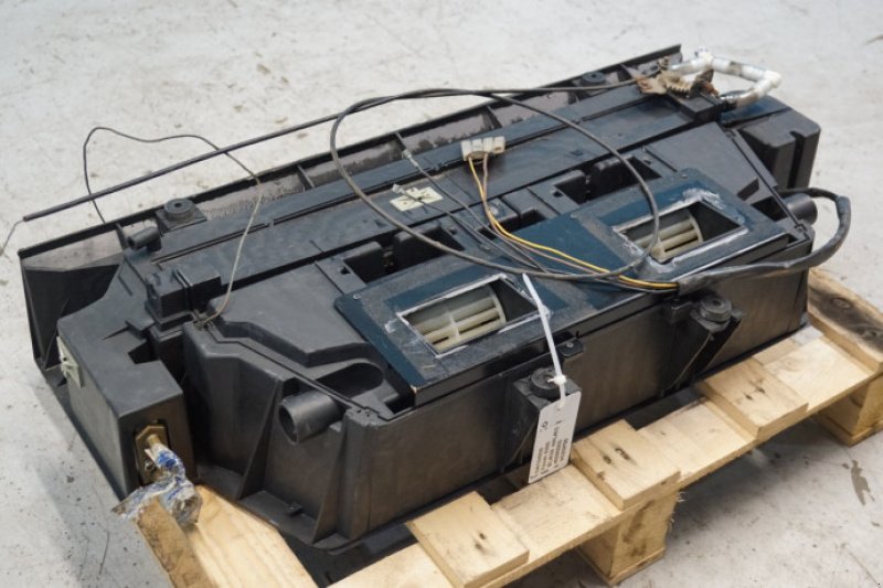 Kabine типа Fendt 8350, Gebrauchtmaschine в Hemmet (Фотография 3)