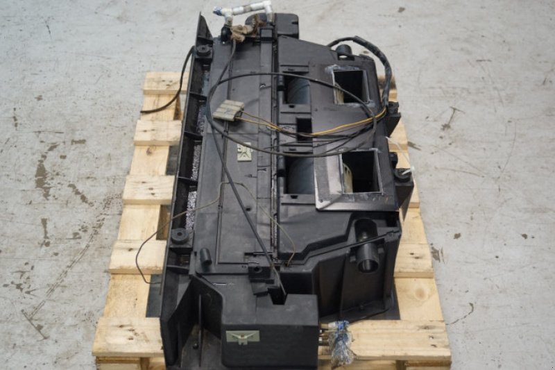 Kabine типа Fendt 8350, Gebrauchtmaschine в Hemmet (Фотография 2)