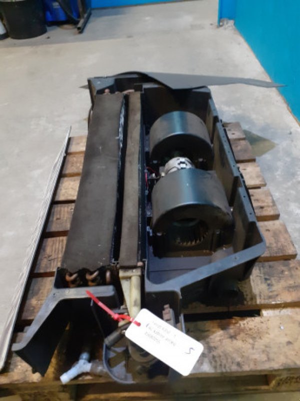 Kabine типа Fendt 8350, Gebrauchtmaschine в Hemmet (Фотография 11)