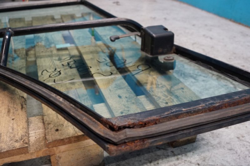 Kabine des Typs Ford 8340, Gebrauchtmaschine in Hemmet (Bild 20)