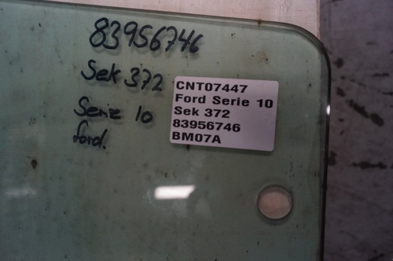 Kabine des Typs Ford Serie 10, Gebrauchtmaschine in Hemmet (Bild 4)