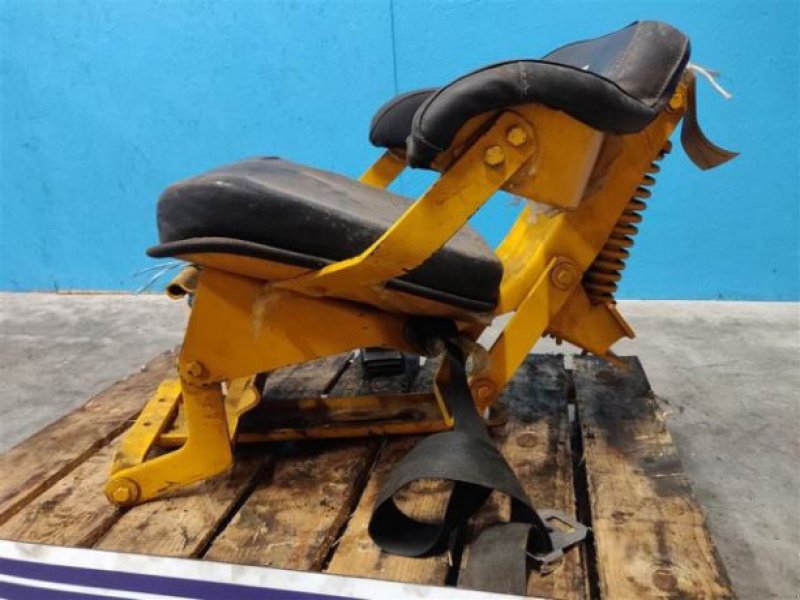 Kabine des Typs John Deere 310, Gebrauchtmaschine in Hemmet (Bild 3)