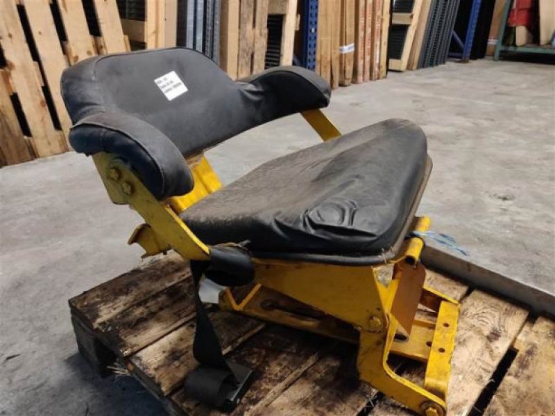 Kabine des Typs John Deere 310, Gebrauchtmaschine in Hemmet (Bild 5)