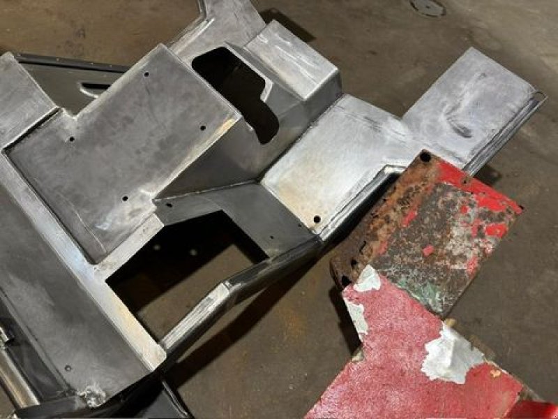 Kabine des Typs Lindner 1500-1700, Neumaschine in NATTERNBACH (Bild 5)