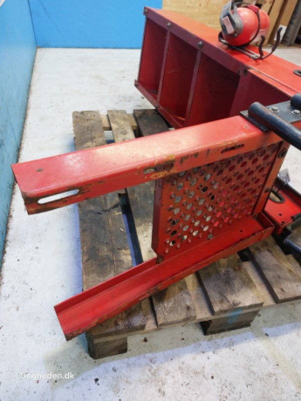 Kabine of the type Massey Ferguson 32, Gebrauchtmaschine in Hemmet (Picture 9)