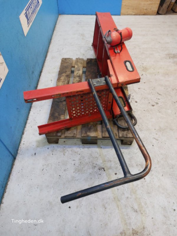 Kabine of the type Massey Ferguson 32, Gebrauchtmaschine in Hemmet (Picture 7)