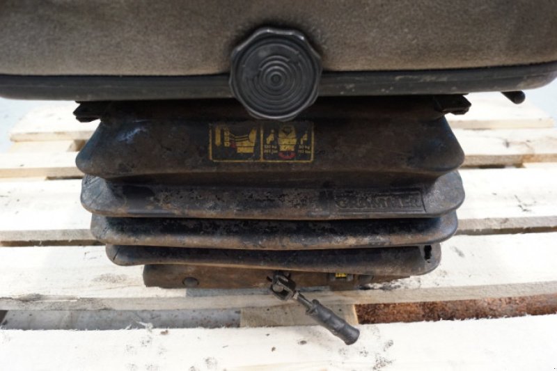 Kabine of the type Massey Ferguson 32, Gebrauchtmaschine in Hemmet (Picture 13)