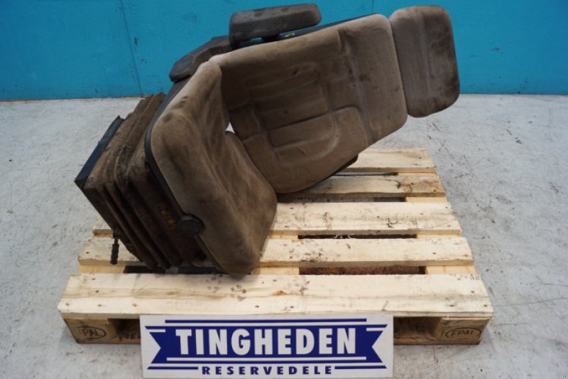 Kabine of the type Massey Ferguson 32, Gebrauchtmaschine in Hemmet (Picture 16)