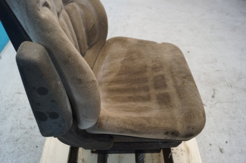 Kabine of the type Massey Ferguson 32, Gebrauchtmaschine in Hemmet (Picture 2)