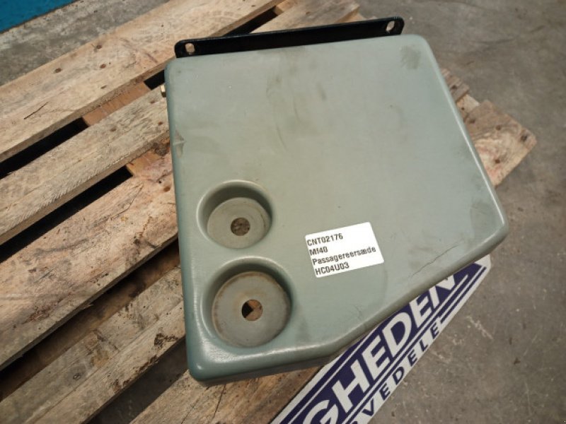 Kabine of the type Massey Ferguson 40, Gebrauchtmaschine in Hemmet (Picture 4)