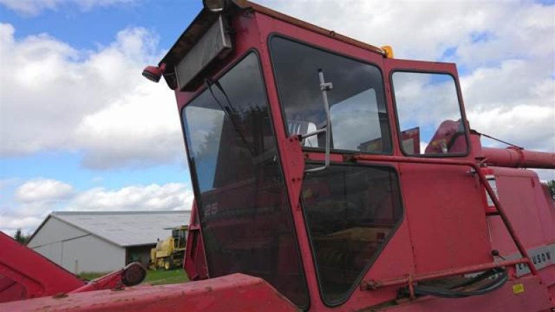 Kabine tipa Massey Ferguson 525, Gebrauchtmaschine u Hemmet (Slika 1)