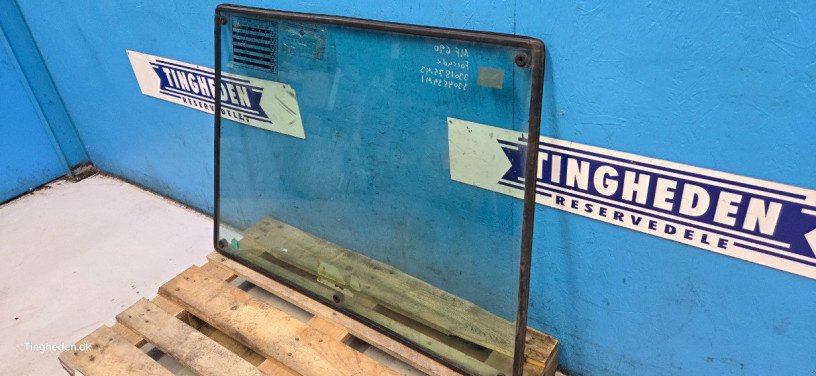 Kabine des Typs Massey Ferguson 690, Gebrauchtmaschine in Hemmet (Bild 11)