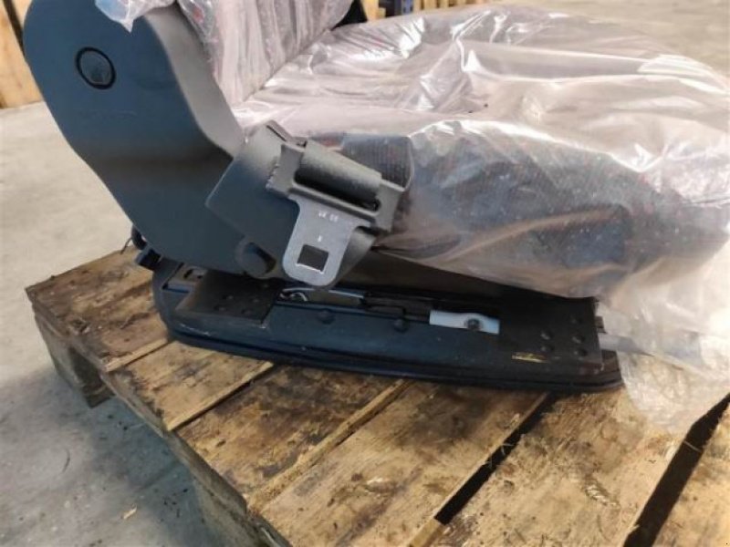 Kabine of the type Massey Ferguson 7256, Gebrauchtmaschine in Hemmet (Picture 5)