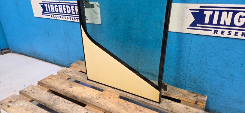 Kabine Türe ait New Holland TX68, Gebrauchtmaschine içinde Hemmet (resim 8)