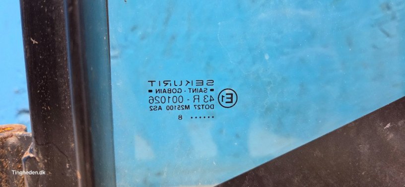 Kabine Türe ait New Holland TX68, Gebrauchtmaschine içinde Hemmet (resim 18)