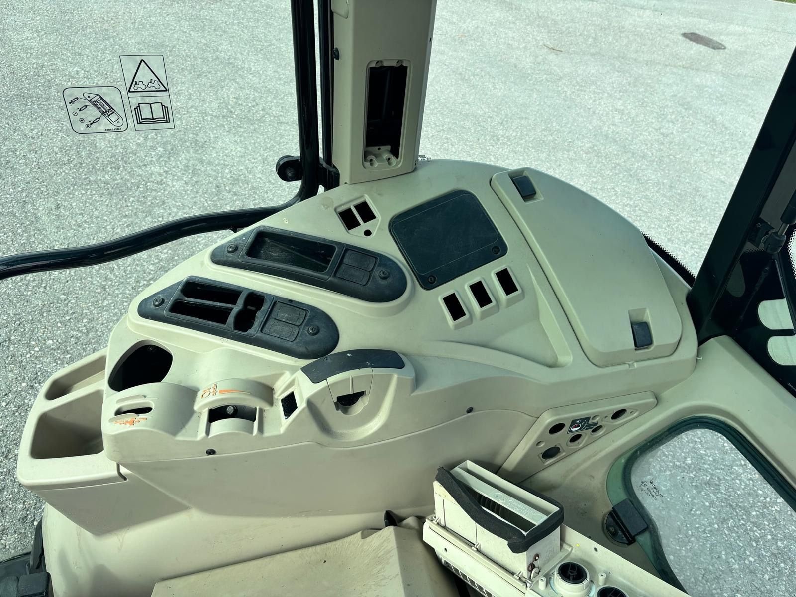 Kabine des Typs Sonstige Kabine zu MF-Serie 5000, Gebrauchtmaschine in NATTERNBACH (Bild 11)