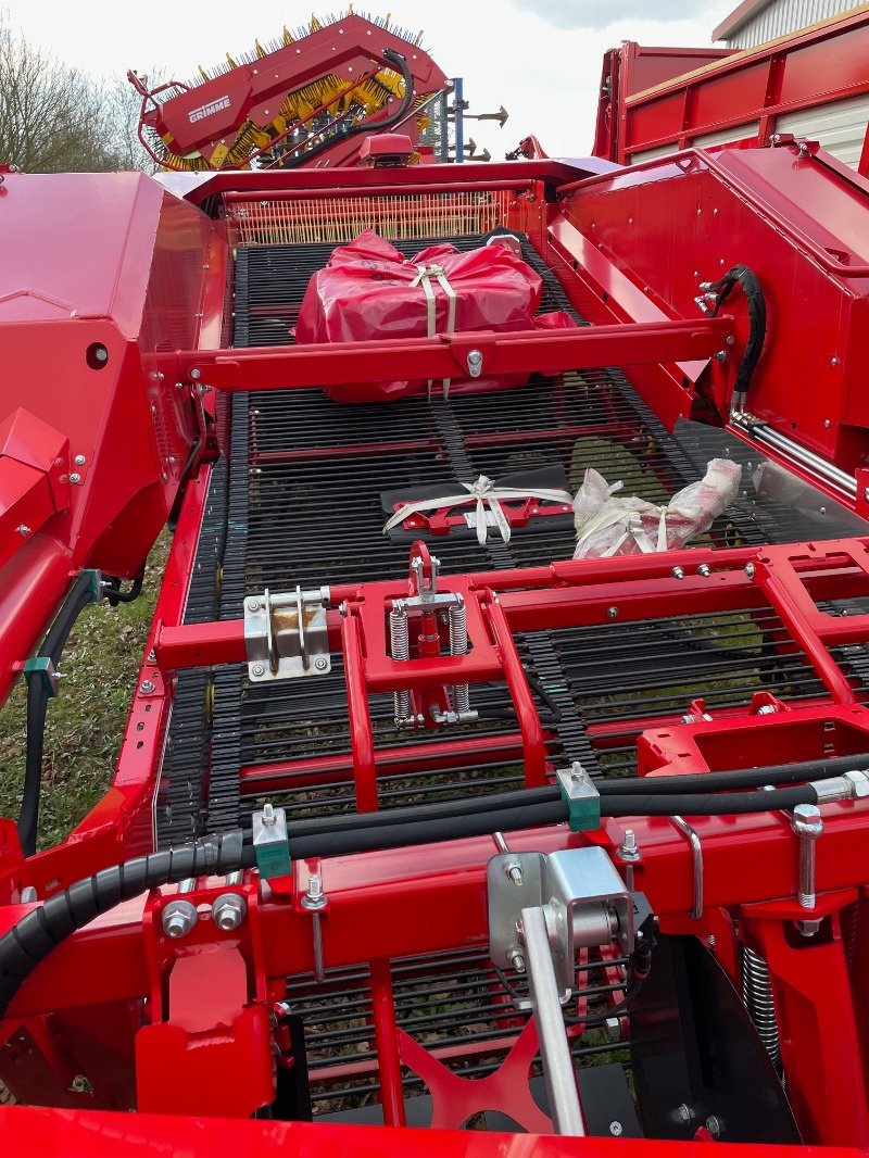 Kartoffel-VE of the type Grimme Select 200, Neumaschine in Tüttleben (Picture 11)