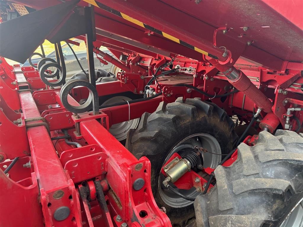 Kartoffellegemaschine του τύπου Grimme GL-840 Compacta // 8 rækket // 3m bred på vejen, Gebrauchtmaschine σε Tønder (Φωτογραφία 19)