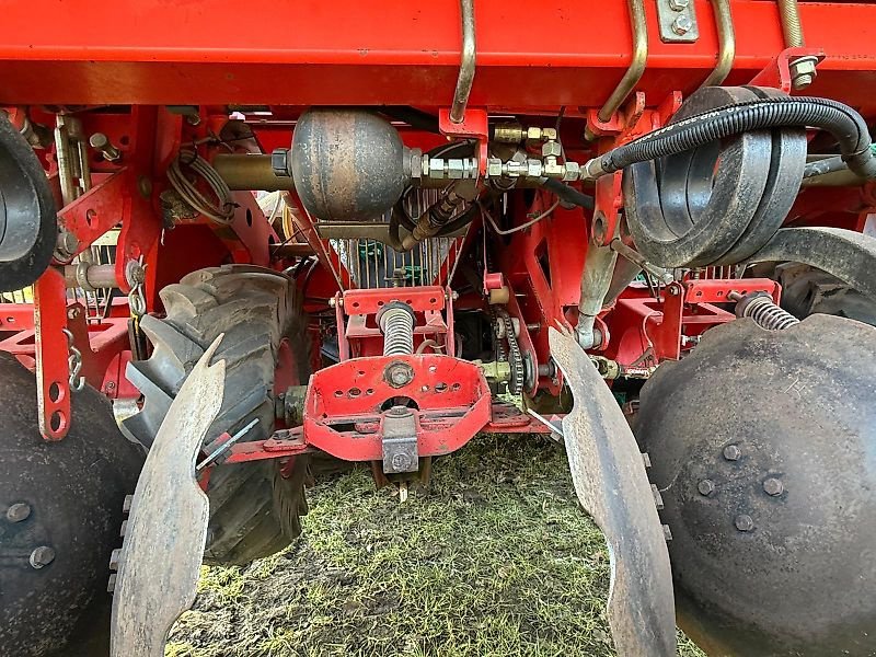 Kartoffellegemaschine of the type Grimme Grimme GL 34 KL DFB + Grimme RT- Fräse mit Fassanlage, Gebrauchtmaschine in Ostercappeln (Picture 11)