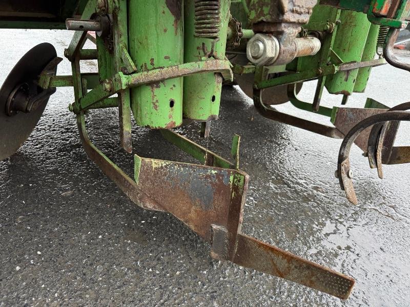 Kartoffellegemaschine typu Hassia 4 RANGS, Gebrauchtmaschine w ESCAUDOEUVRES (Zdjęcie 10)