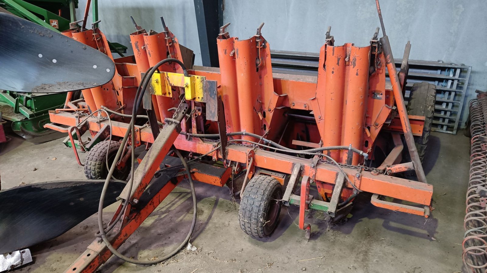 Kartoffellegemaschine Türe ait Sonstige 4 rækket med Viby bejdsetank & sporløsner, Gebrauchtmaschine içinde Egtved (resim 5)