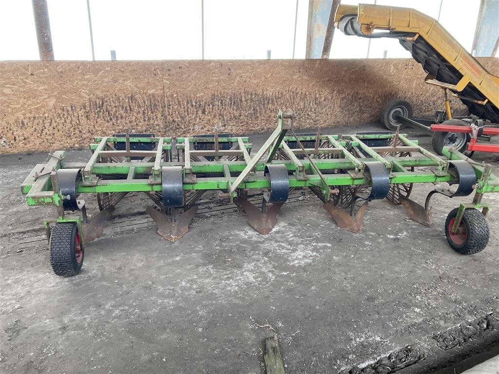 Kartoffellegemaschine типа Sonstige Kartoffelhypper 4rk. M/Gitter ruller, Gebrauchtmaschine в Horsens (Фотография 3)