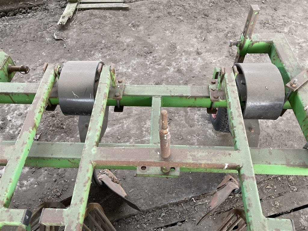 Kartoffellegemaschine типа Sonstige Kartoffelhypper 4rk. M/Gitter ruller, Gebrauchtmaschine в Horsens (Фотография 10)