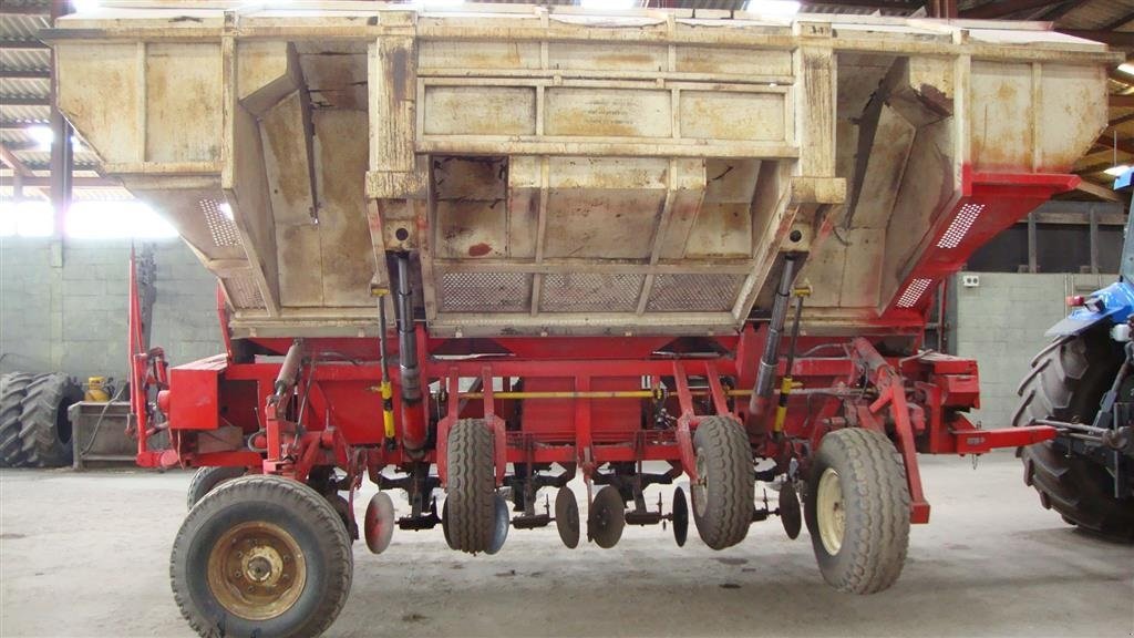 Kartoffellegemaschine του τύπου Sonstige Stor 6 rækket lægger, med 6 tons tank., Gebrauchtmaschine σε Bylderup-Bov (Φωτογραφία 2)