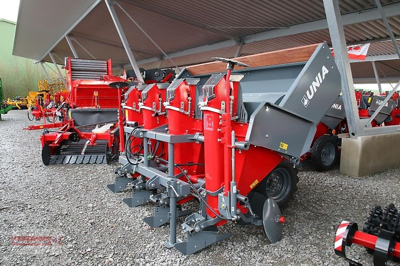 Kartoffellegemaschine Türe ait Unia Kora 4H Kartoffellegemaschine 4 reihig, Neumaschine içinde Ostheim/Rhön (resim 1)