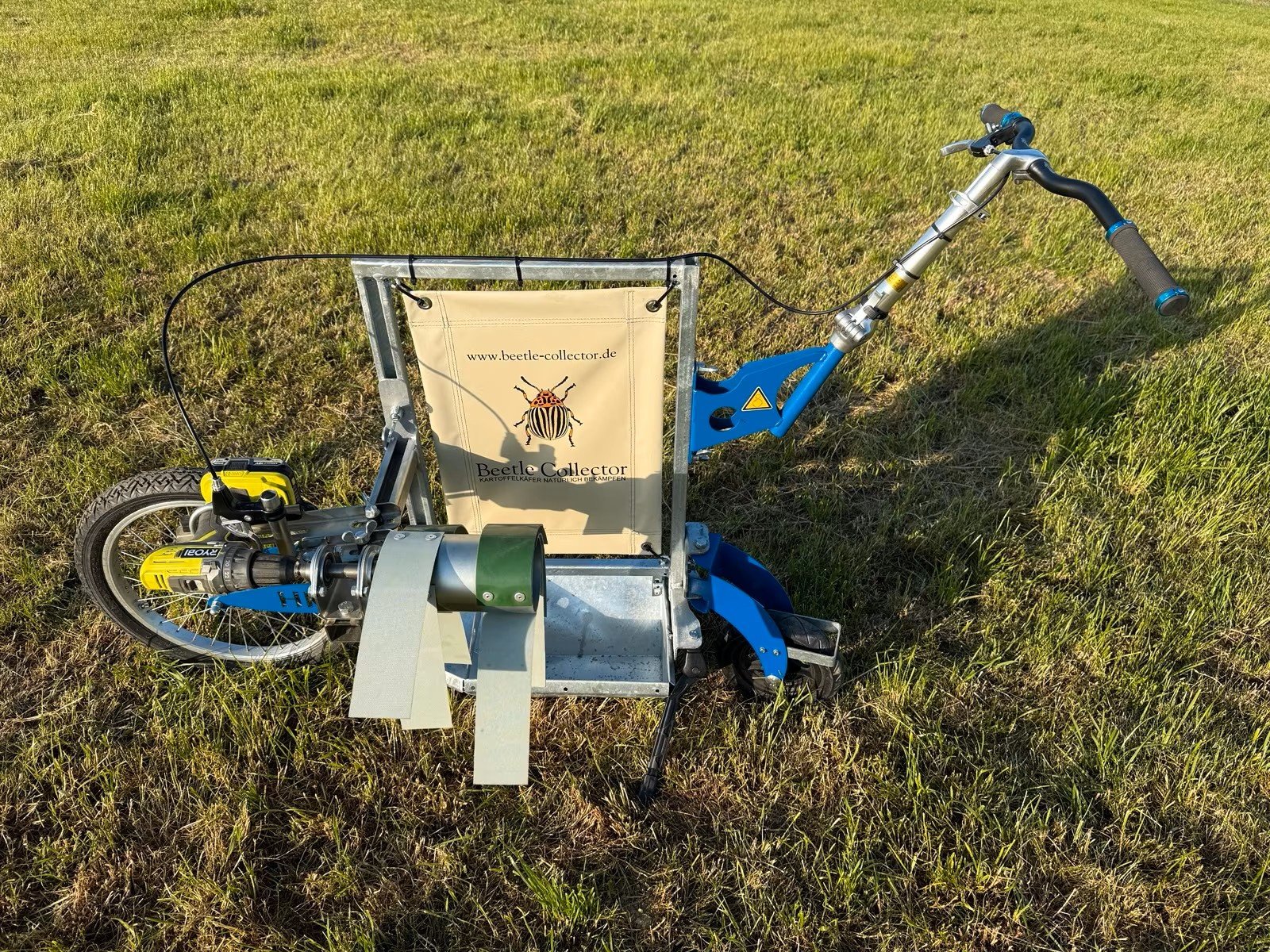 Kartoffelpflegetechnik typu Gallinger Maschinenbau Beetle Collector HKSG, Neumaschine w Halsbach (Zdjęcie 5)