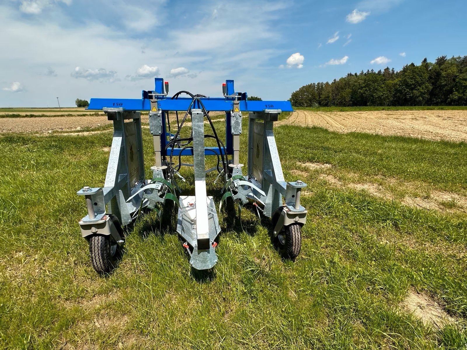 Kartoffelpflegetechnik des Typs Gallinger Maschinenbau Beetle Collector KSG 2, Neumaschine in Halsbach (Bild 1)