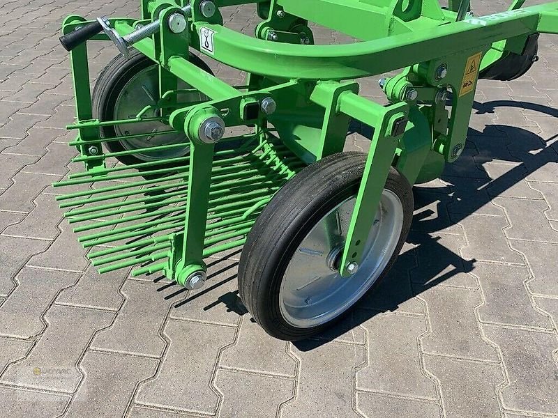 Kartoffelroder typu BOMET Kartoffelroder Bomet Z655/1 Kartoffel Roder Heckauswurf NEU, Neumaschine v Sülzetal OT Osterweddingen (Obrázek 9)