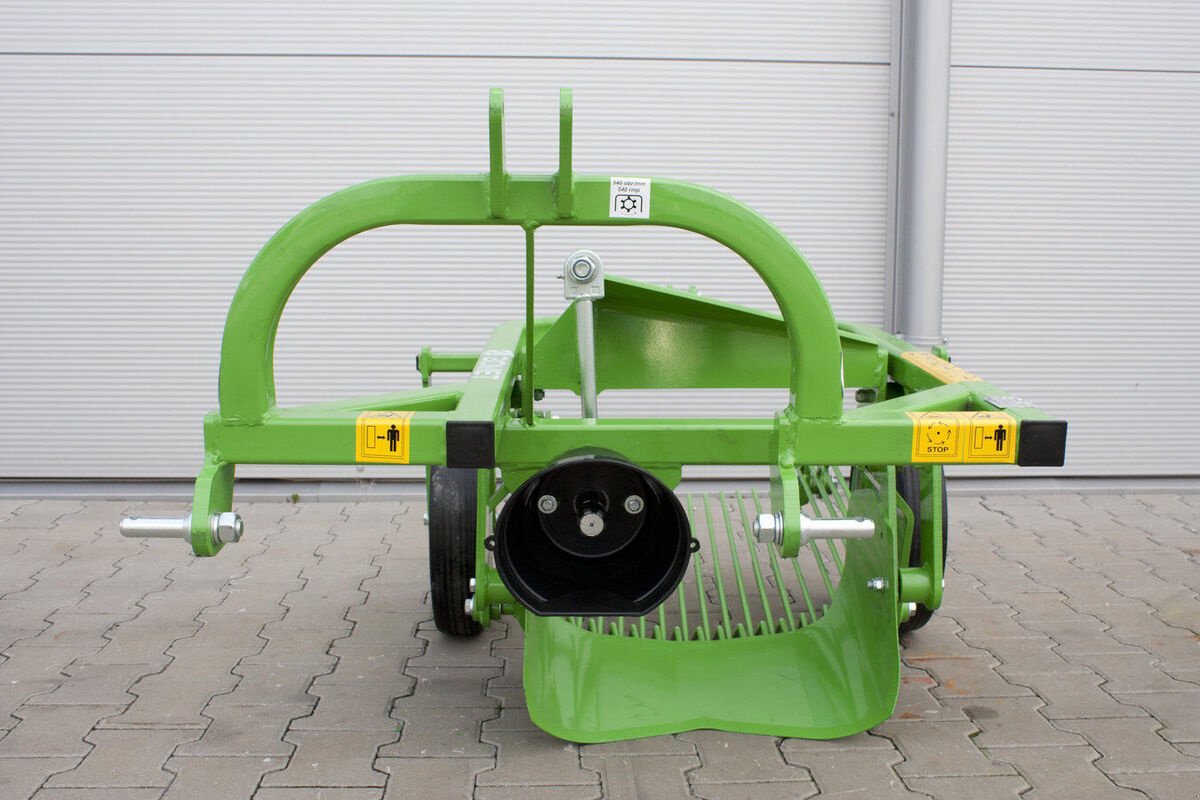 Kartoffelroder des Typs BOMET Schwingsiebroder / potato digger, Neumaschine in Michałowo (Bild 6)