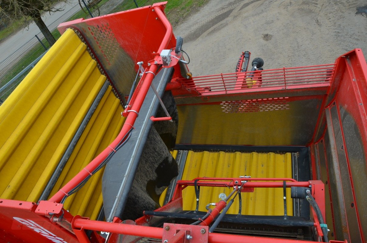 Kartoffelroder typu Grimme SE 150-60 NB, Gebrauchtmaschine v Suhlendorf (Obrázek 19)