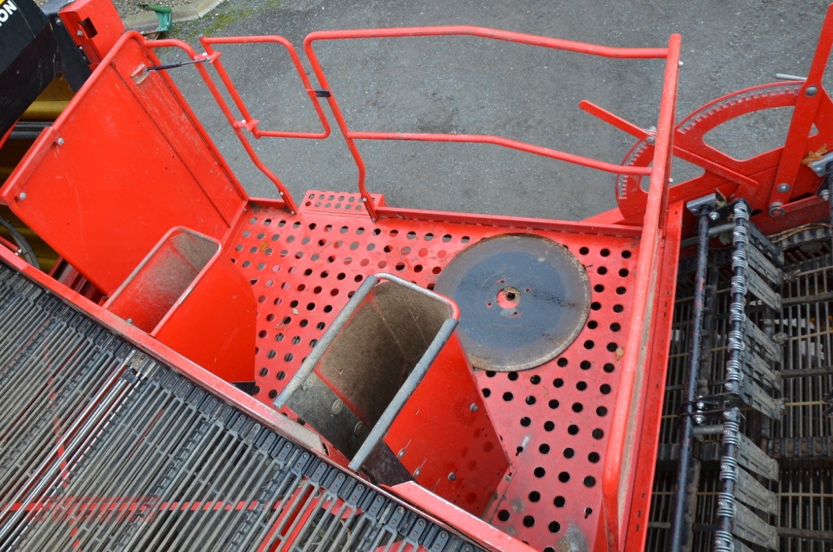 Kartoffelroder typu Grimme SE 260 UB, Gebrauchtmaschine v Suhlendorf (Obrázek 20)