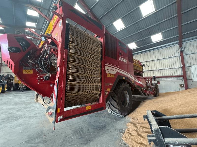 Kartoffelroder typu Grimme VARITRON 470 III, Gebrauchtmaschine v ESCAUDOEUVRES (Obrázek 8)