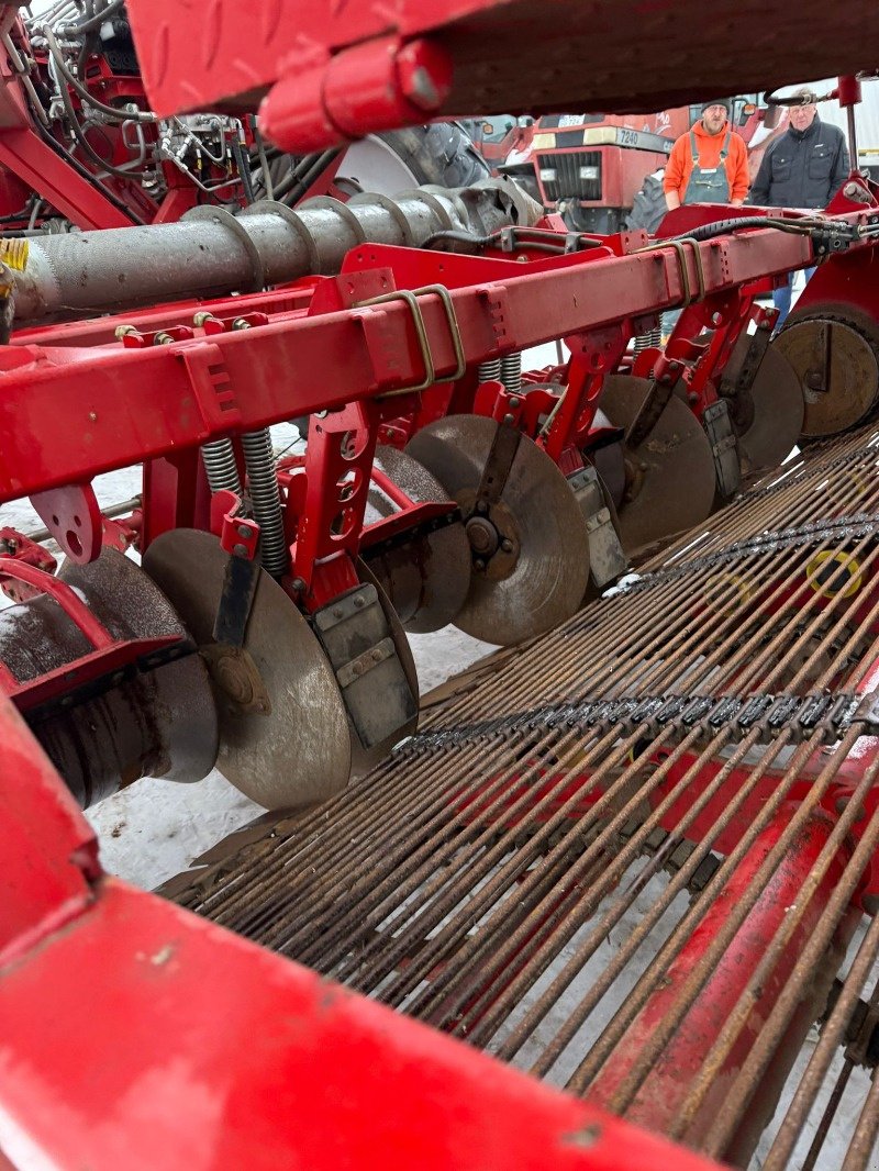 Kartoffelroder типа Grimme Varitron 470, Gebrauchtmaschine в Elmenhorst-Lanken (Фотография 17)