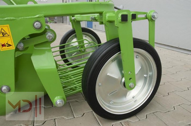 Kartoffelroder des Typs MD Landmaschinen BO Kartoffelroder mit Heckauswurf URSA, Neumaschine in Zeven (Bild 15)