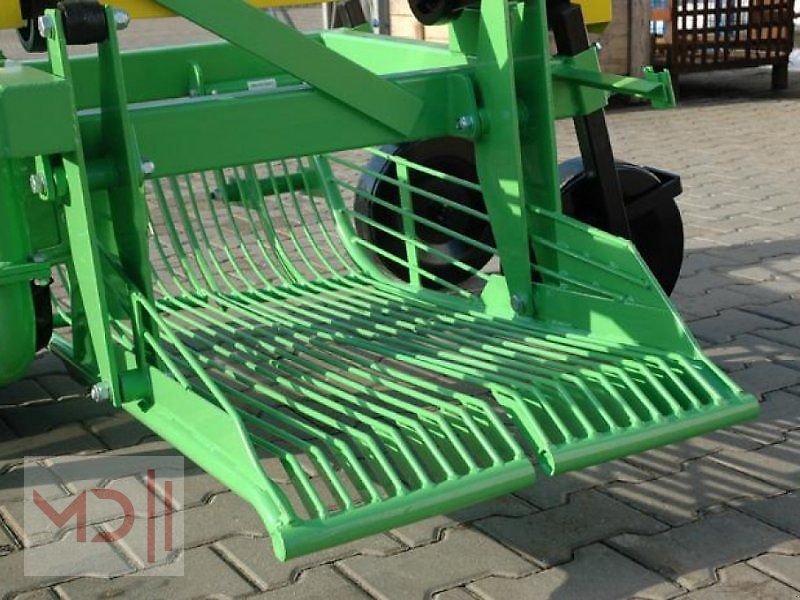 Kartoffelroder des Typs MD Landmaschinen BO Kartoffelroder mit Seitenauswurf Ursa, Neumaschine in Zeven (Bild 4)